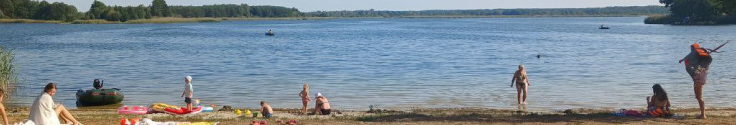 Оксамитовий сезон на волинському озері: у вересні ще купаються й засмагають