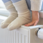 Півтора місяця без тепла: в селищі на Волині запустили опалення, але громада вимагає відставки очільниці