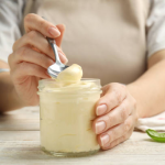 Можна навіть у піст: рецепти найсмачнішого домашнього майонезу без яєць