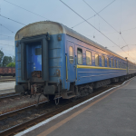 удар струмом, підлітки, удар струмом на потязі
