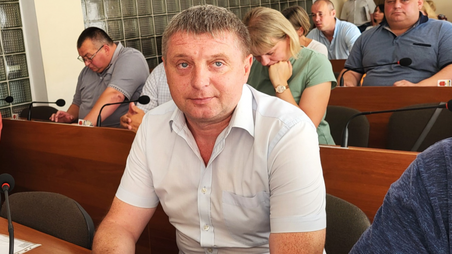 У Ковелі на Волині офіційно зареєстрували нового депутата міськради