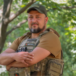 Волинянин 17 років працював на «швидкій», а тепер майже рік евакуює поранених з Торецького напрямку