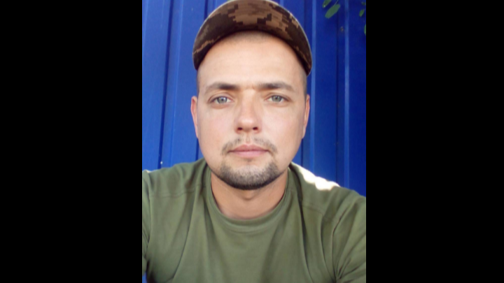 На Волині попрощаються із захисником Богданом Сливою, який загинув в аварії. Просять гідно провести в останню дорогу