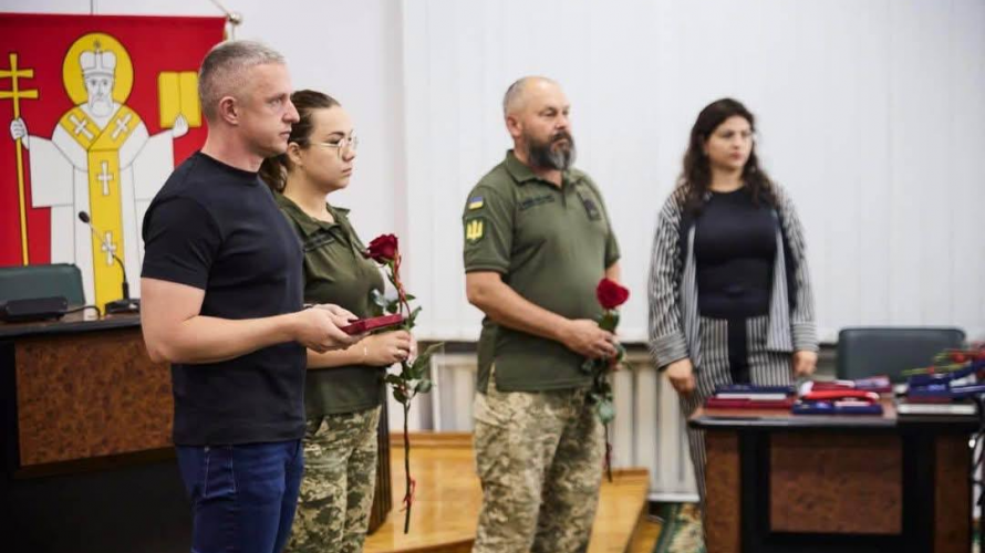 Рідні чотирьох Героїв із Луцької громади отримали їхні посмертні нагороди
