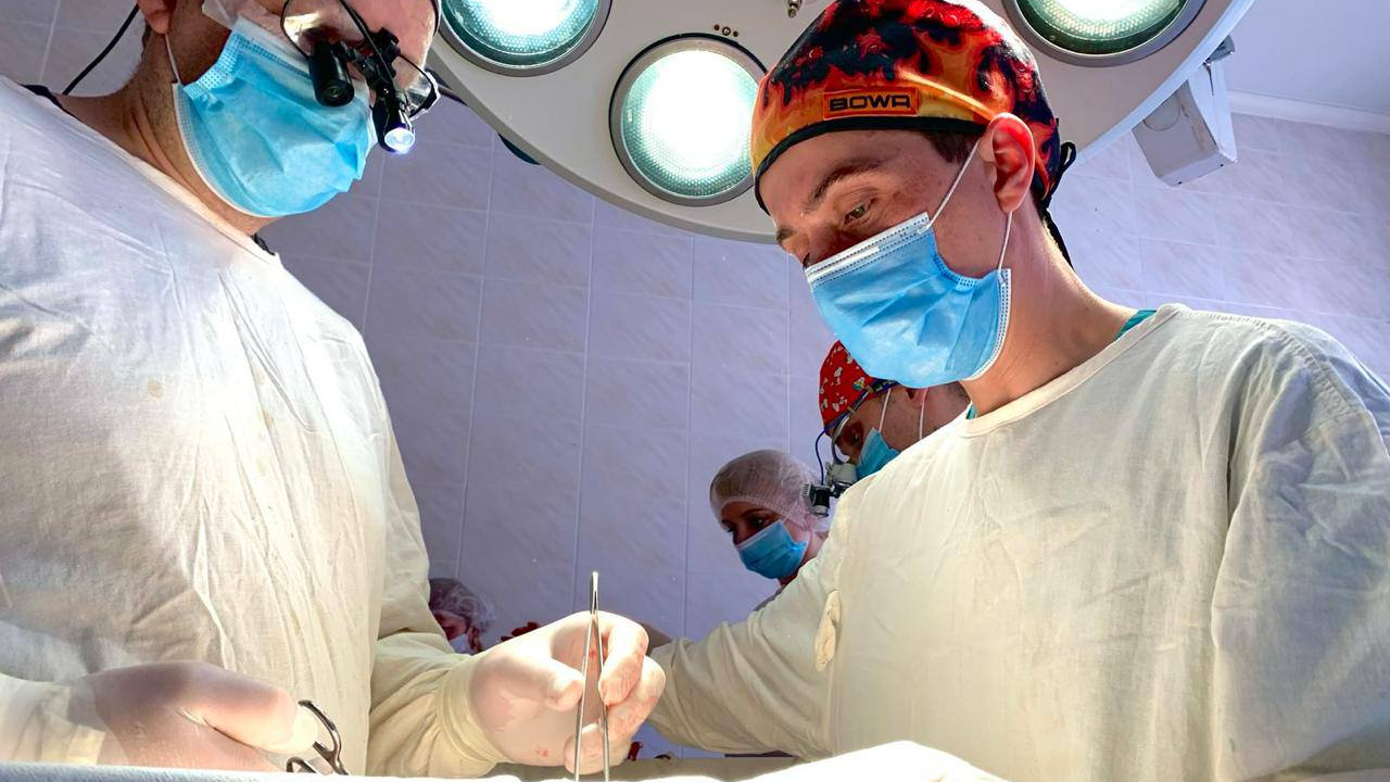 Проковтнув батарейку та опинився на межі життя і смерті – лікарі врятували 7-річного хлопчика