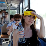 У Луцьку пасажири масово нарікають на спеку в громадському транспорті - що відповідають у міськраді