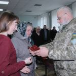 Створив сім'ю, але не встиг натішитися щастям: посмертну нагороду 29-річного Героя з Луцького району вручили його рідним