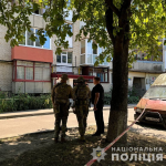 Погрожував пістолетом поліцейським і працівникові ТЦК:  у Луцьку судили чоловіка