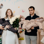 Три маленькі серця - одна велика родина: з Волинського перинатального центру виписали трійню