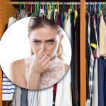 Сода в шкарпетках: безкоштовний метод усування запаху сирості у шафі