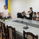 Не дожив до народження донечки: дружині і дітям Героя з Волині вручили його посмертну нагороду