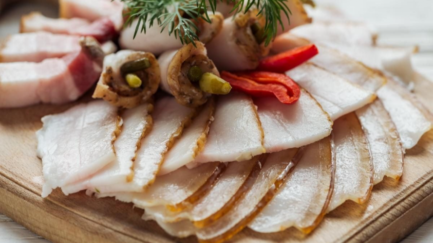 Має знати кожен: як часто можна їсти сало, щоб не набрати вагу