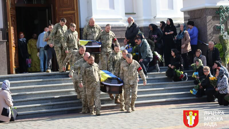 Двоє захисників повернулися додому назавжди: у Луцьку попрощалися з Василем Тихим і Максимом Василевським
