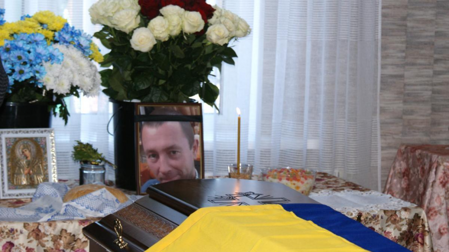 Понад рік невідомості: «на щиті» востаннє додому повернувся Герой з Волині Анатолій Рудика