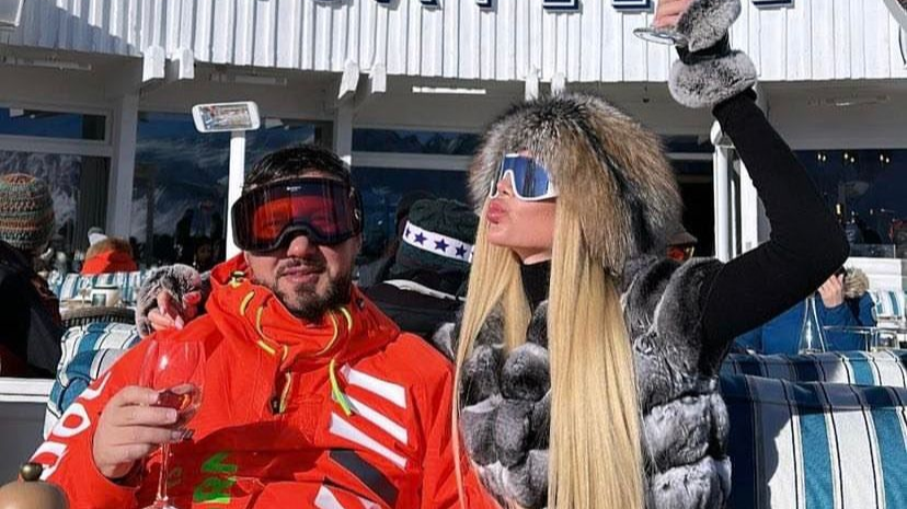 «Міс Україна Всесвіт» із чоловіком у розшуку МВС відпочивали у Куршевелі з шампанським на 70 тисяч