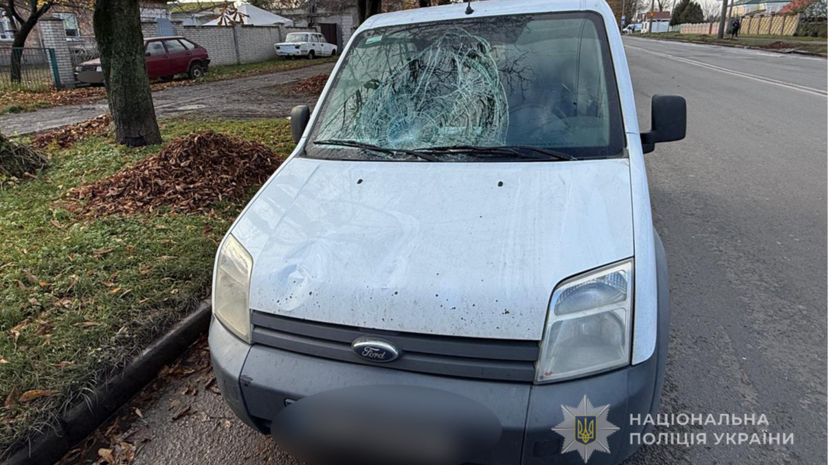 Розшукують водія, який збив двох підлітків на переході у Луцьку