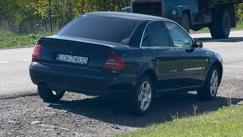 У волинянина вилучили дві з 11 авто, які він «пригнав» для ЗСУ із Польщі