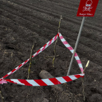 На Волині чоловік викопав снаряд на власному подвір’ї