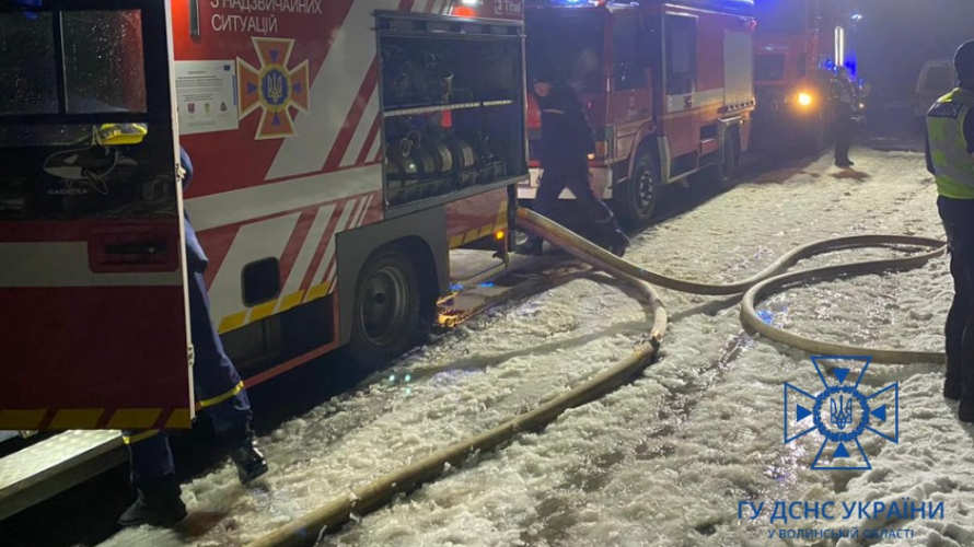 У Луцьку - пожежа у п’ятиповерхівці, чоловік отримав опіки дихальних шляхів та обличчя