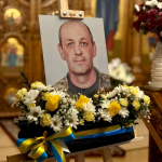 Віддав найцінніше - своє життя: волиняни провели в останню путь Героя Сергія Ярощука