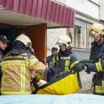 У Луцьку рятувальники врятували літню жінку із заблокованої квартири