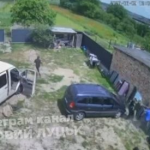 З сокирами та лопатами: у селі на Волині чоловіки побили машини ТЦК, які заїхали на приватну територію