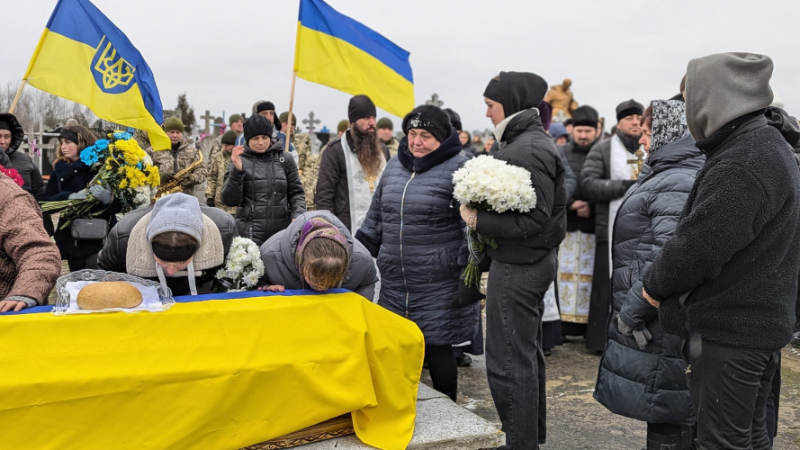 Так і не встиг створити сім'ю: на Волині попрощалися з Героєм Олегом Гарасимлюком