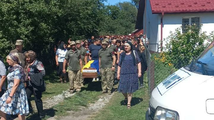 Понад рік чекали звістки: на Волині попрощалися із загиблим захисником Михайлом Михалевським