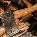 На Волині чоловік вбив матір і хотів покінчити з життям