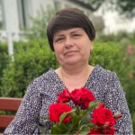 Прийшла на рік, а залишилася на 33: історія директорки волинської гімназії