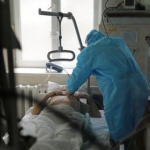 Вперше у Львові: японця у важкому стані госпіталізували з гарячкою Денге