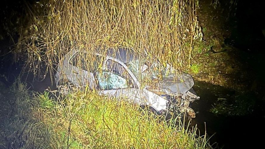 Їхав понад 100 км/год: на Волині п'яний водій злетів у річку