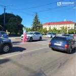 У Луцьку навпроти ВНУ автівка збила дівчину на пішохідному переході