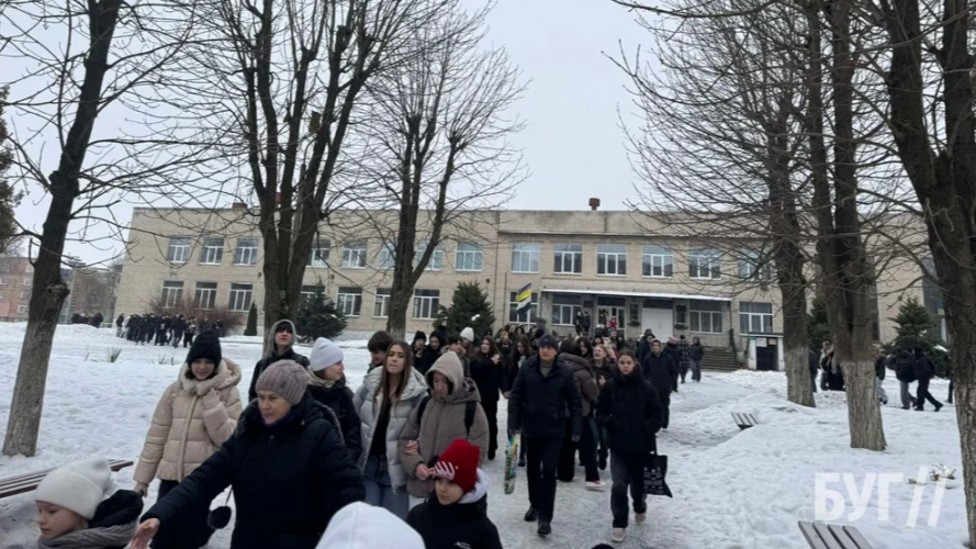 На Волині - масові повідомлення про «замінування» адміністративних будівель і шкіл