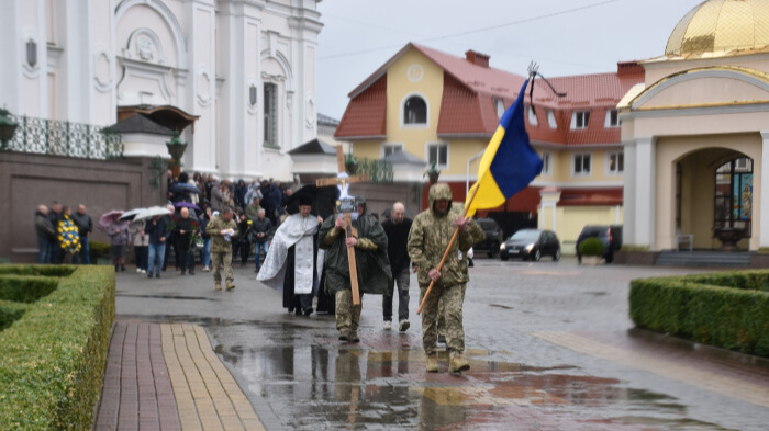 Навіки 52: у Луцьку попрощалися із захисником України Віталієм Назарчуком