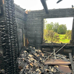 На Волині блискавка влучила у будинок багатодітної родини: оселя повністю згоріла