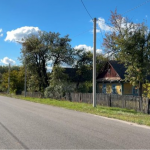 «Магазину, школи — нічого немає»: як живе село на Волині за 500 метрів від Польщі, в якому вирощують овочі та збирають ягоди