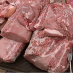 На ринках Луцька значно подешевшало м'ясо