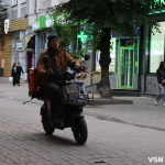 Від касира до кур’єра: які вакансії пропонують студентам у Луцьку