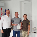 Понад 2 роки був у полоні: воїну з Волині вручили відзнаку від Головнокомандувача ЗСУ
