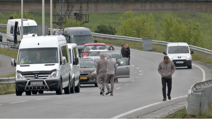 Перед кордоном із Польщею накопичуються черги: на Волині зріс потік пасажирів