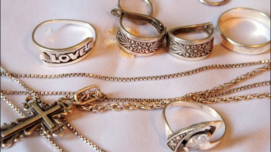 Як за 15–20 хвилин і без зайвих витрат почистити срібло вдома