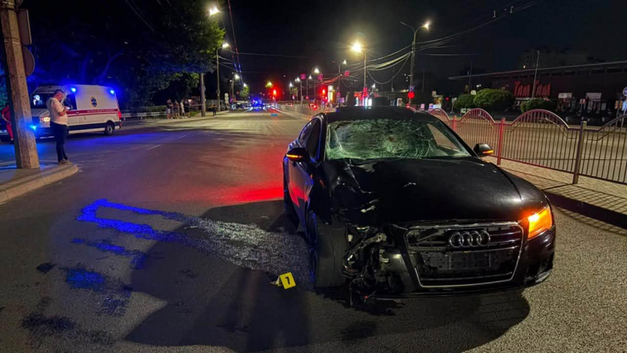 На червоне світло і на великій швидкості: у Луцьку Audi насмерть збила 14-річного підлітка