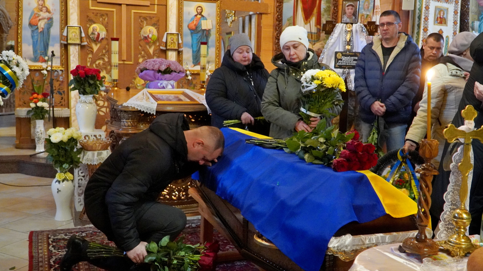 Понад рік вважався зниклим безвісти: на Волині попрощалися із захисником Романом Літвінчуком