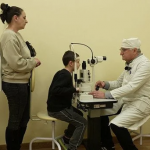 На Кіровоградщині школяр олівцем проколов око однокласнику, а вчителі не викликали навіть «швидку»