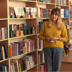 Бібліотекарка з Луцька колекціонує мініатюрні книжки