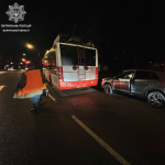 У Луцьку тролейбус зіткнувся з припаркованим Mitsubishi: деталі ДТП