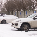 Біля Луцька через ревнощі чоловік пошкодив 5 авто