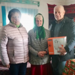 Життєрадісна, активна, весела і дружелюбна: довгожителька з Волині відзначила 90-річчя