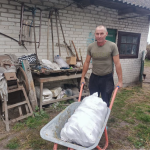 Підводою та власними силами: як громада на Волині допомагає районній лікарні